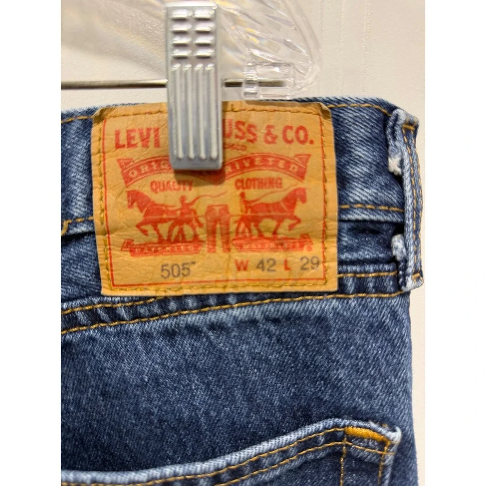 Levi's Mens Jeans 505 Regular Fit Straight Leg Medium Wash Blue 42x29‎
